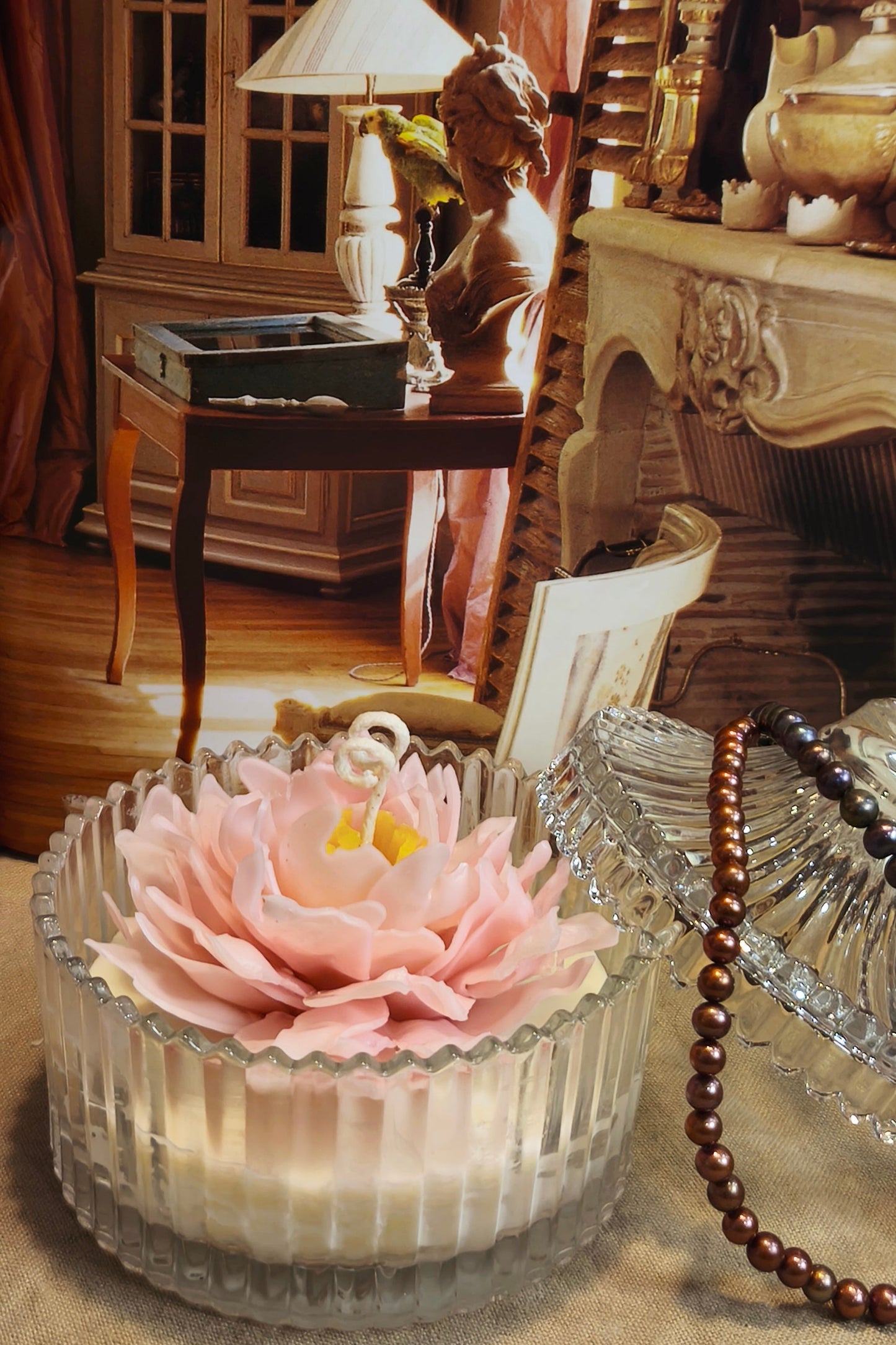 Blossom | Peony scented candle with holder D10cm
