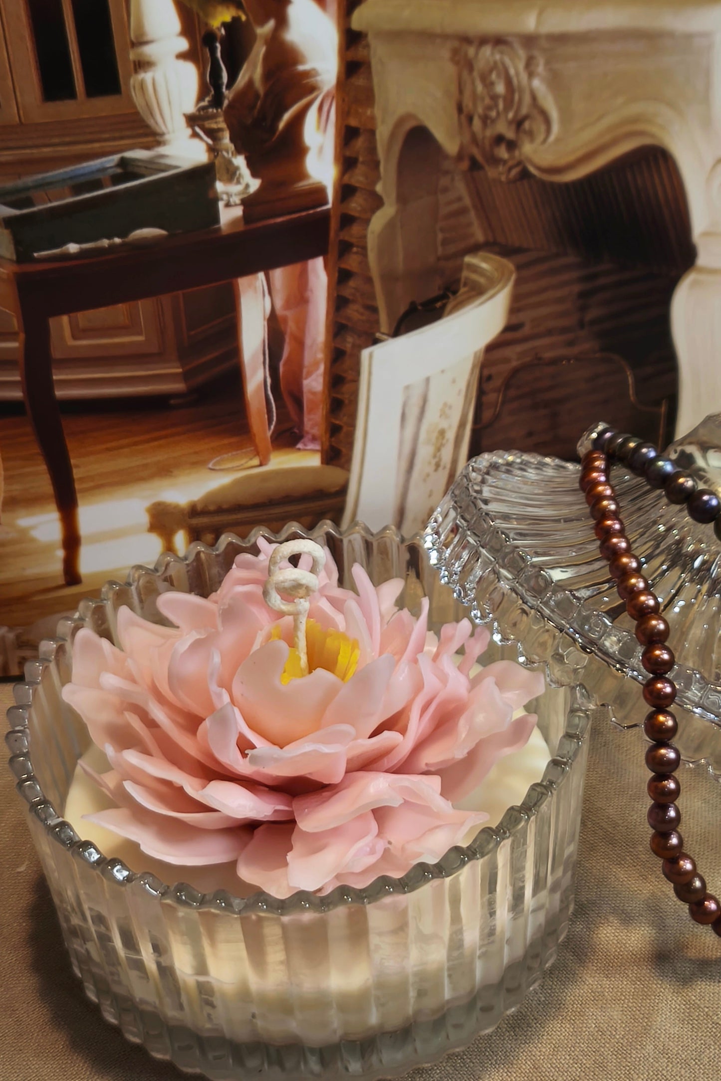 Blossom | Peony scented candle with holder D10cm