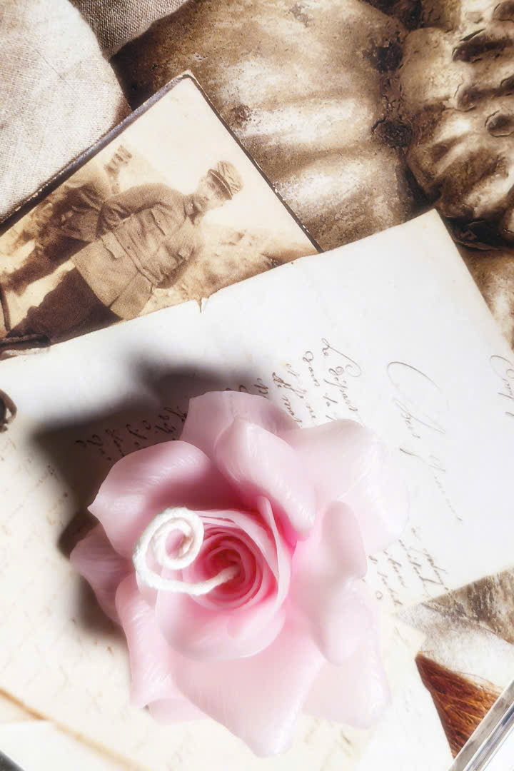 Rose (handmade) scented candle without candle holder